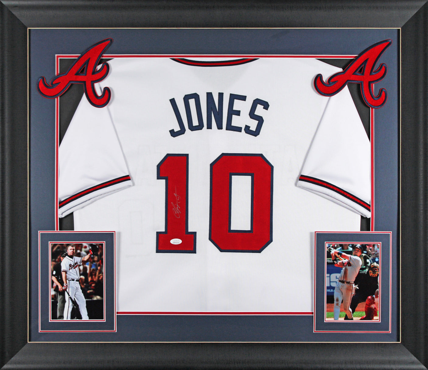 Chipper Jones Authentic Signed White Pro Style Framed Jersey JSA Wit #WPP593162