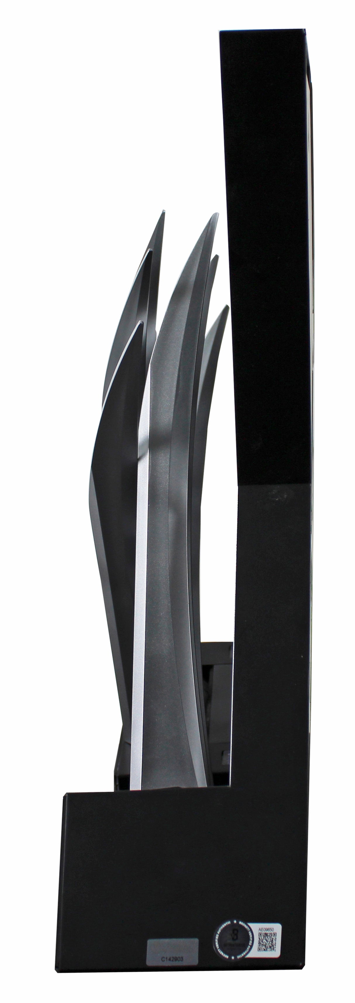 Hugh Jackman X-Men Wolverine Authentic Signed Prop Replica Claws Display BAS