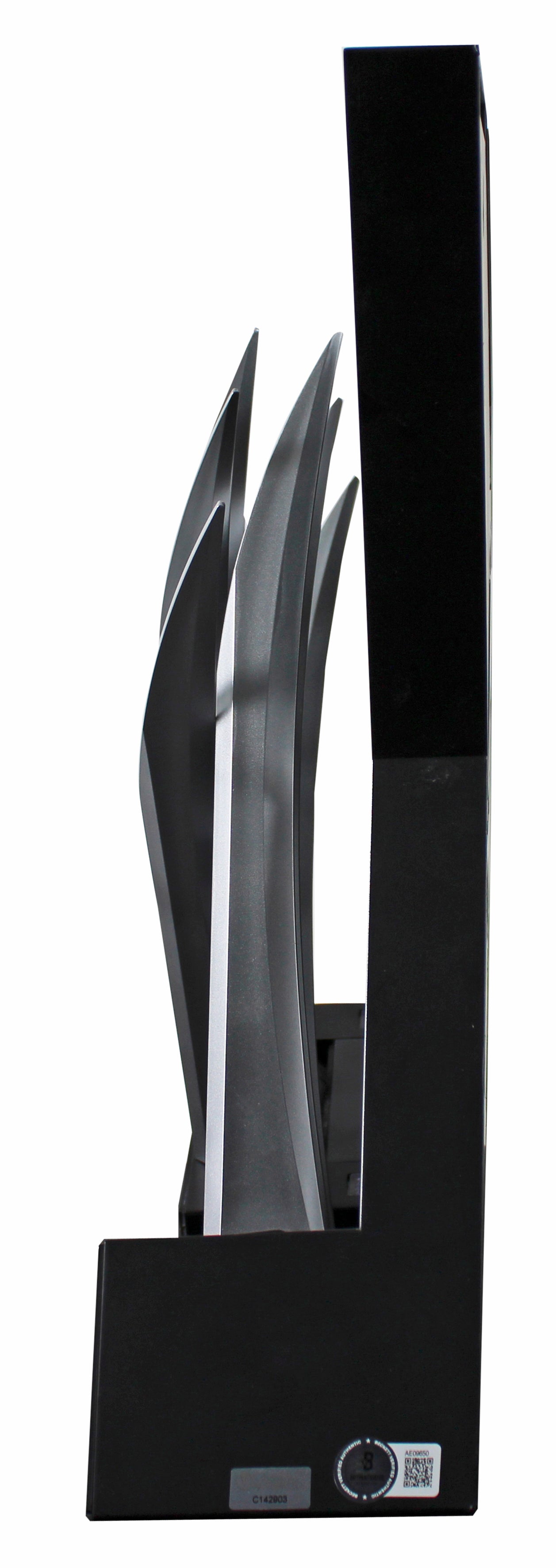 Hugh Jackman X-Men Wolverine Authentic Signed Prop Replica Claws Display BAS