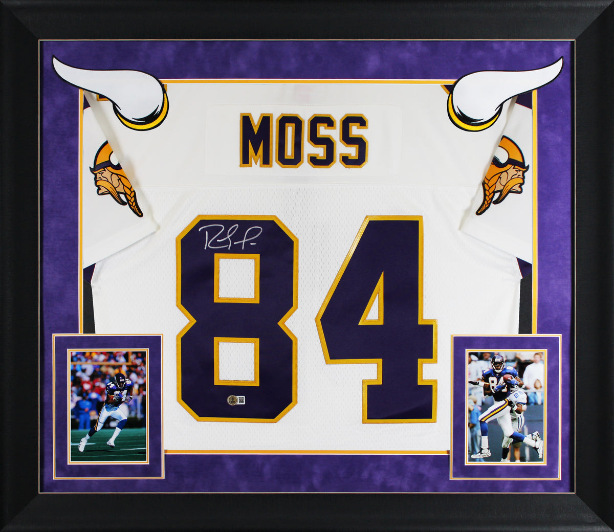 Vikings Randy Moss Signed White 1998 M&N Throwback Framed Jersey BAS Witnessed