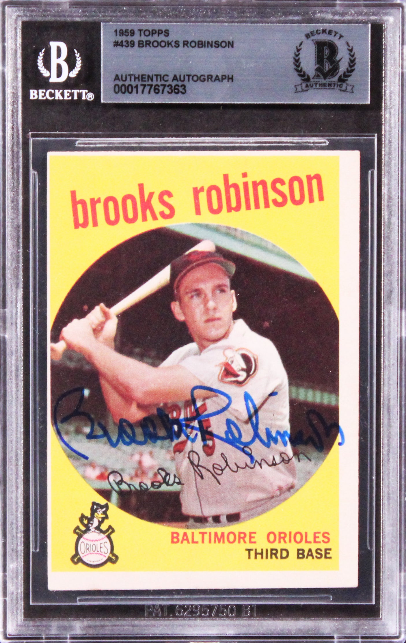 Orioles Brooks Robinson Authentic Signed 1959 Topps #439 Card BAS Slabbed