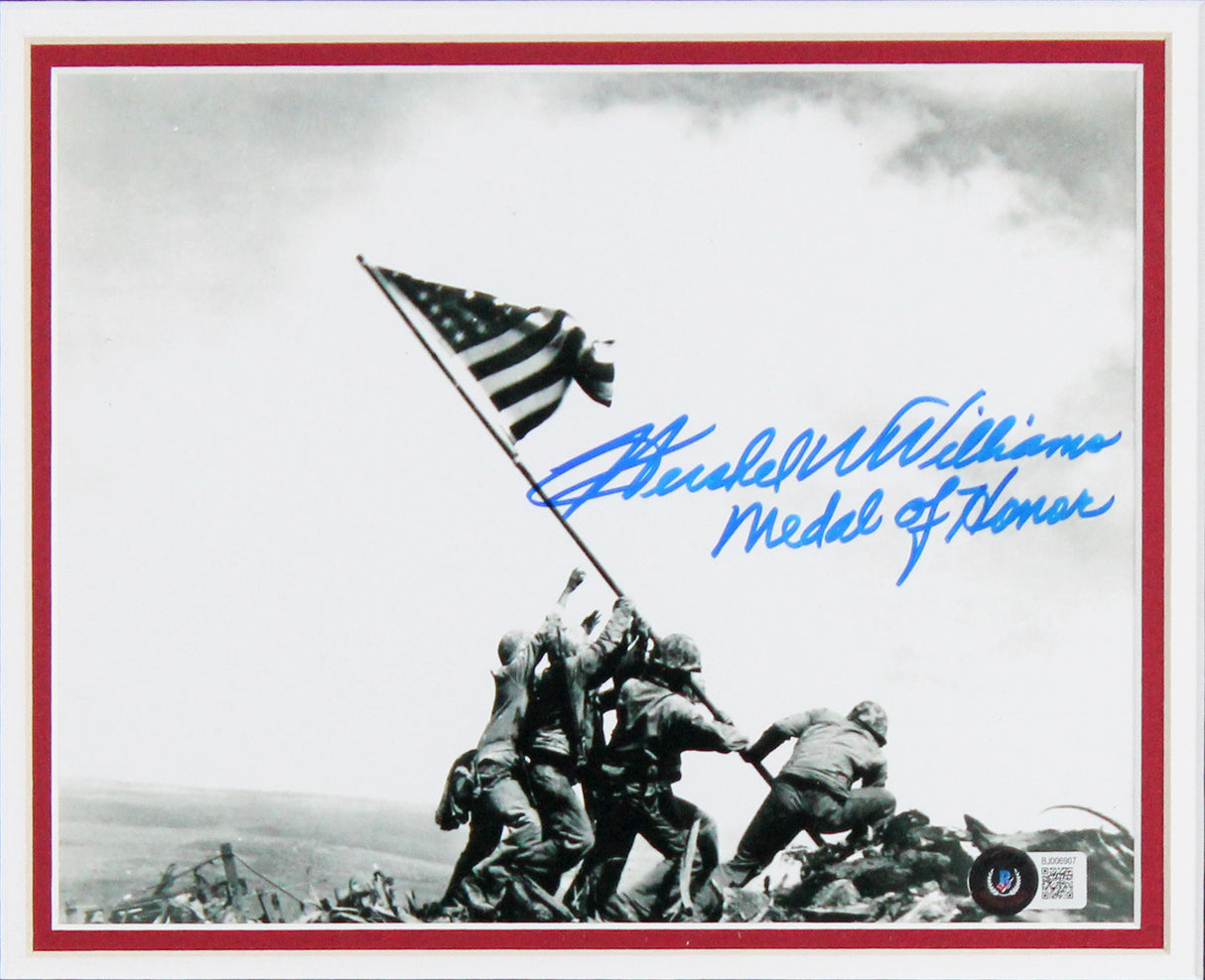 Hershel Williams Medal Of Honor Authentic Signed 8x10 Framed Photo BAS #BJ006907