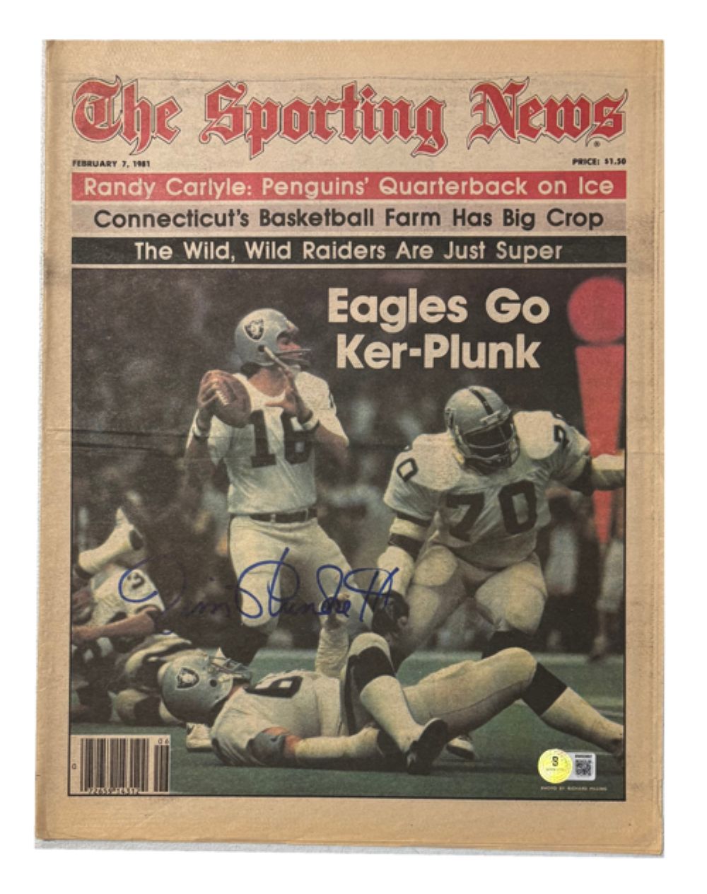 Jim Plunkett Oakland Raiders Signed 1981 Sporting News Newspaper BAS