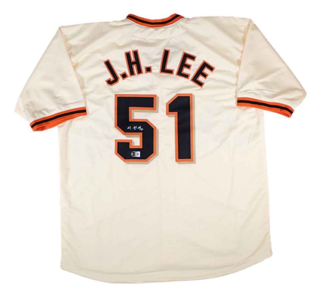 Jung-Hoo Lee San Francisco Signed in Korean Cream Baseball Jersey BAS
