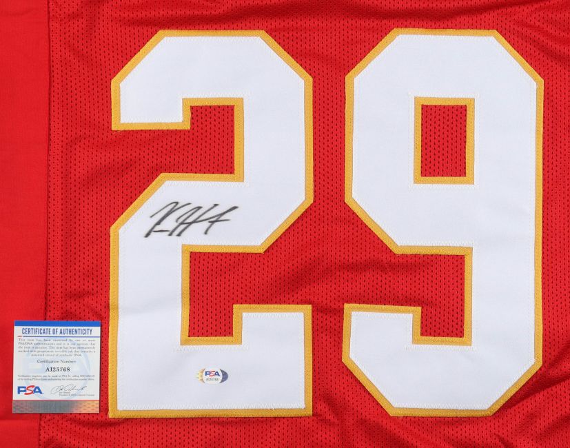 Kareem Hunt Kansas City Signed Red Football Jersey PSA/DNA
