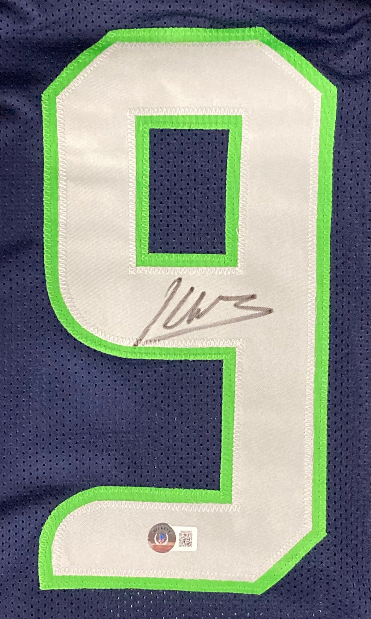 Kenneth Walker III Seattle Signed Navy Blue Football Jersey BAS