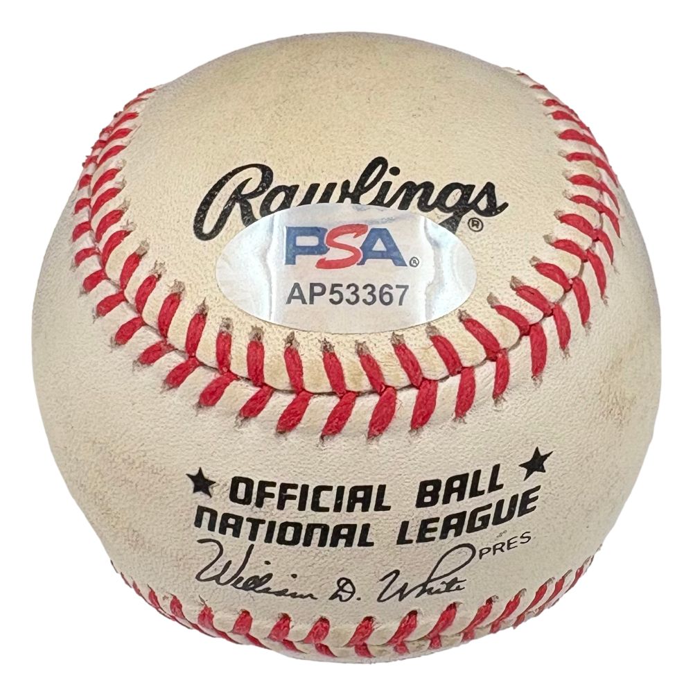 Sports Integrity Willie Mays San Francisco Giants Signed National League Baseball, authenticated by PSA (AP53367).