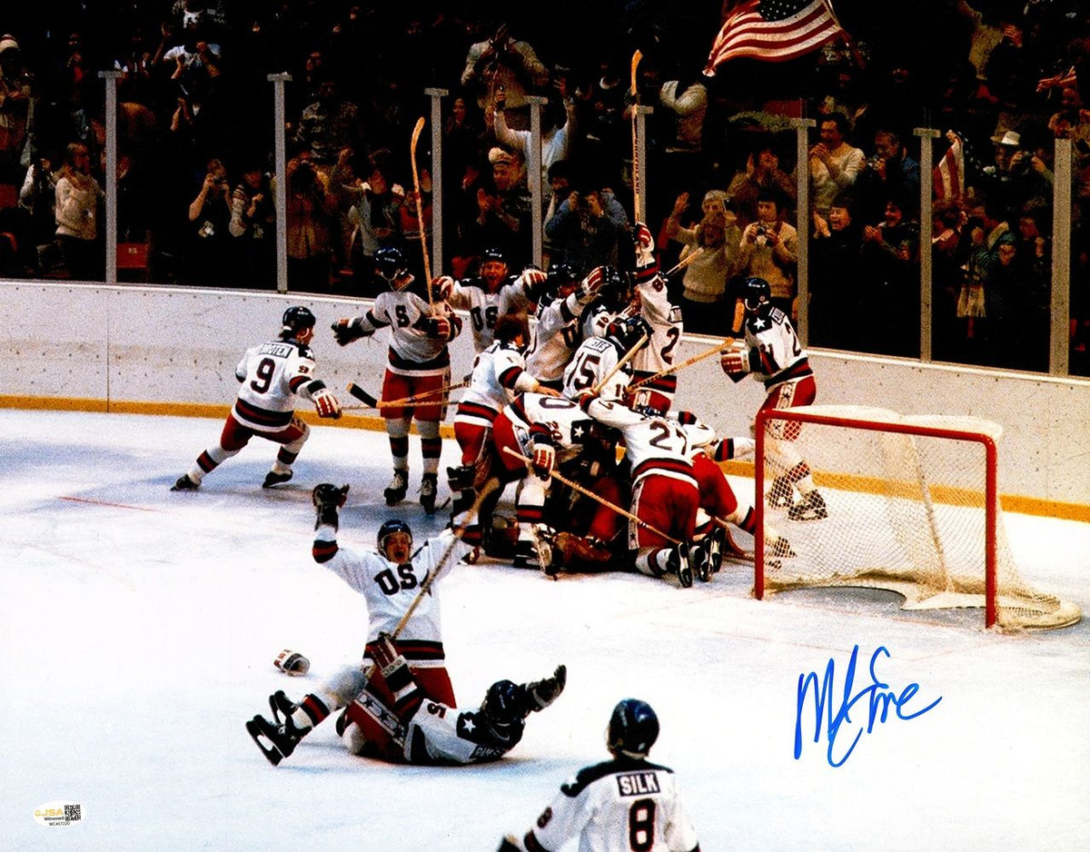 Mike Eruzione Signed 16x20 1980 USA Miracle On Ice Photo JSA QR