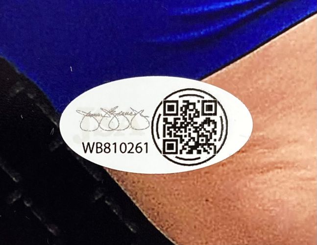 Amanda Nunes Signed 8x10 MMA Ronda Rousey Fight Photo JSA QR Hologram