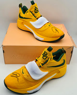 Giannis Antetokounmpo Autographed 2021 Player Exclusive (PE) Promo BAYLOR UNIVERSITY UNI GOLD/GORGE Nike Zoom Freak 3 NCAA SOS Shoes Size 17 (With Box) Beckett BAS Witness #3W396622 & #3W396623