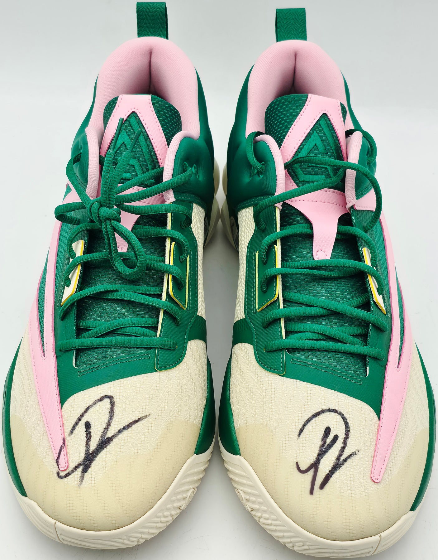 Giannis Antetokounmpo Autographed 2023 Player Exclusive (PE) Promo Multi, Color & Mid Sft Pink Nike Immortality 3 Shoes Milwaukee Bucks Size 17 (No Box) Beckett BAS Witness #3W396614 & #3W396615