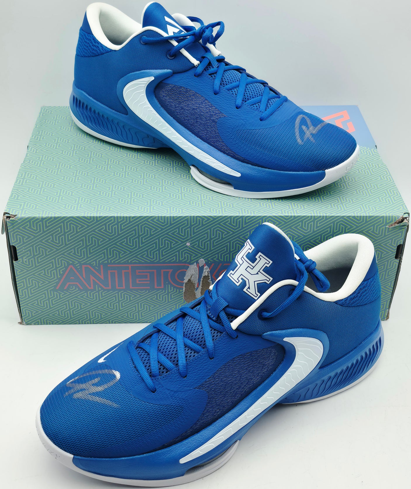 Giannis Antetokounmpo Autographed 2022 Player Exclusive (PE) Promo Royal Blue & White Nike Zoom Freak 4 NCAA Shoes Size 16 Beckett BAS Witness #3W396586 #3W396587