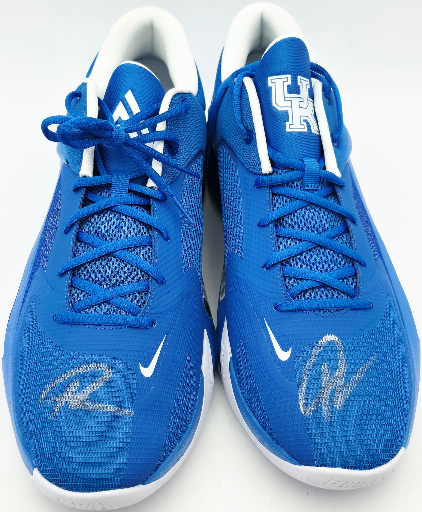 Giannis Antetokounmpo Autographed 2022 Player Exclusive (PE) Promo Royal Blue & White Nike Zoom Freak 4 NCAA Shoes Size 16 Beckett BAS Witness #3W396586 #3W396587