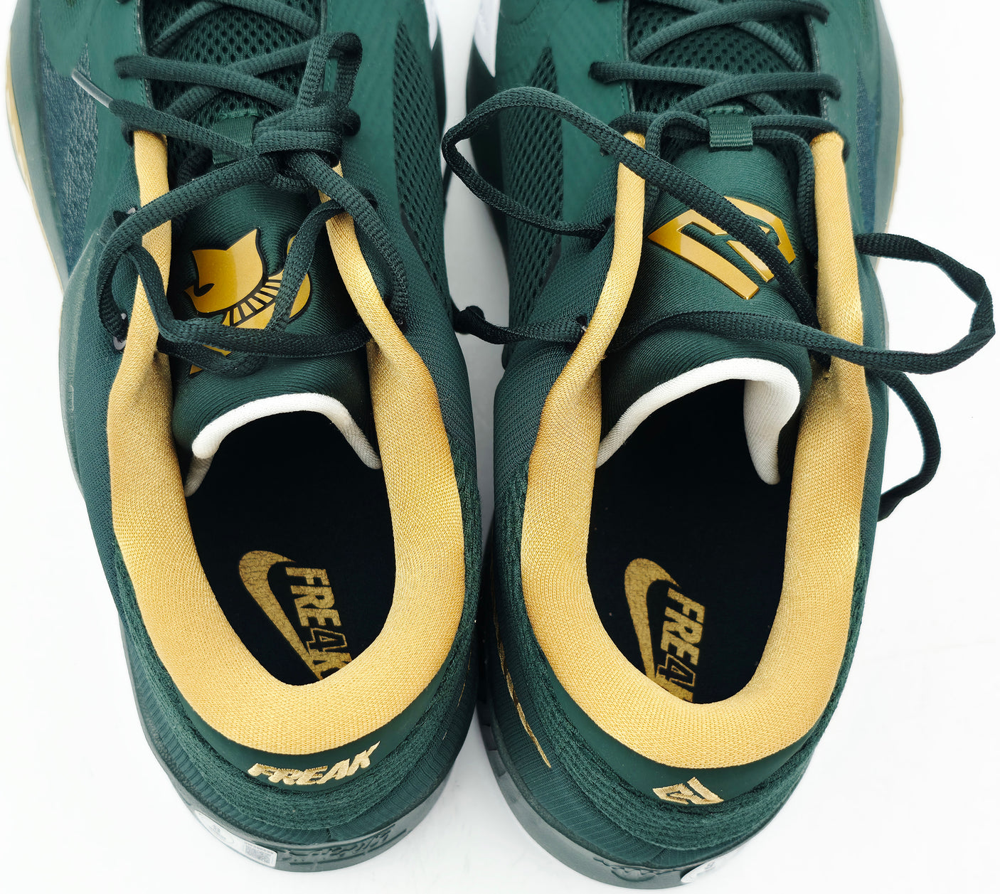 Giannis Antetokounmpo Autographed 2022 Player Exclusive (PE) Promo MICHIGAN STATE PRO GRN/METALLIC Nike Zoom Freak 4 NCAA SOS Shoes Size 16 (With Box) Beckett BAS Witness #3W396698 & #3W396699