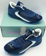 Giannis Antetokounmpo Autographed 2022 Player Exclusive (PE) Promo VILLANOVA NAVY/WHT/NAVY Nike Zoom Freak 4 NCAA SOS Shoes Size 16 (With Box) Beckett BAS Witness #3W396289 & #3W396290