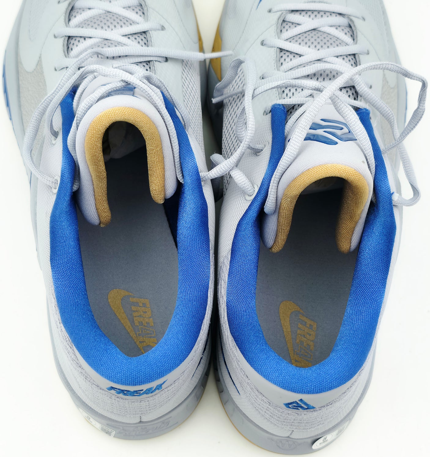 Giannis Antetokounmpo Autographed 2022 Player Exclusive (PE) Promo DUKE BLUE DEVILS WOLF Nike Zoom Freak 4 NCAA SOS Shoes Size 16 (With Box) Beckett BAS Witness #3W399782 & #3W399783