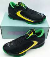 Giannis Antetokounmpo Autographed 2022 Player Exclusive (PE) Promo OREGON BLK/YLW STRIKE/BLK Nike Zoom Freak 4 NCAA SOS Shoes Size 16 (With Box) Beckett BAS Witness #3W396582 & #3W396583