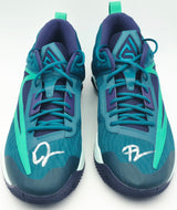 Giannis Antetokounmpo Autographed Geode Teal & Purple Nike IMORTALITY 3 Shoes Milwaukee Bucks Size 17 (No Box) Beckett BAS Witness #3W396412 & #3W396413