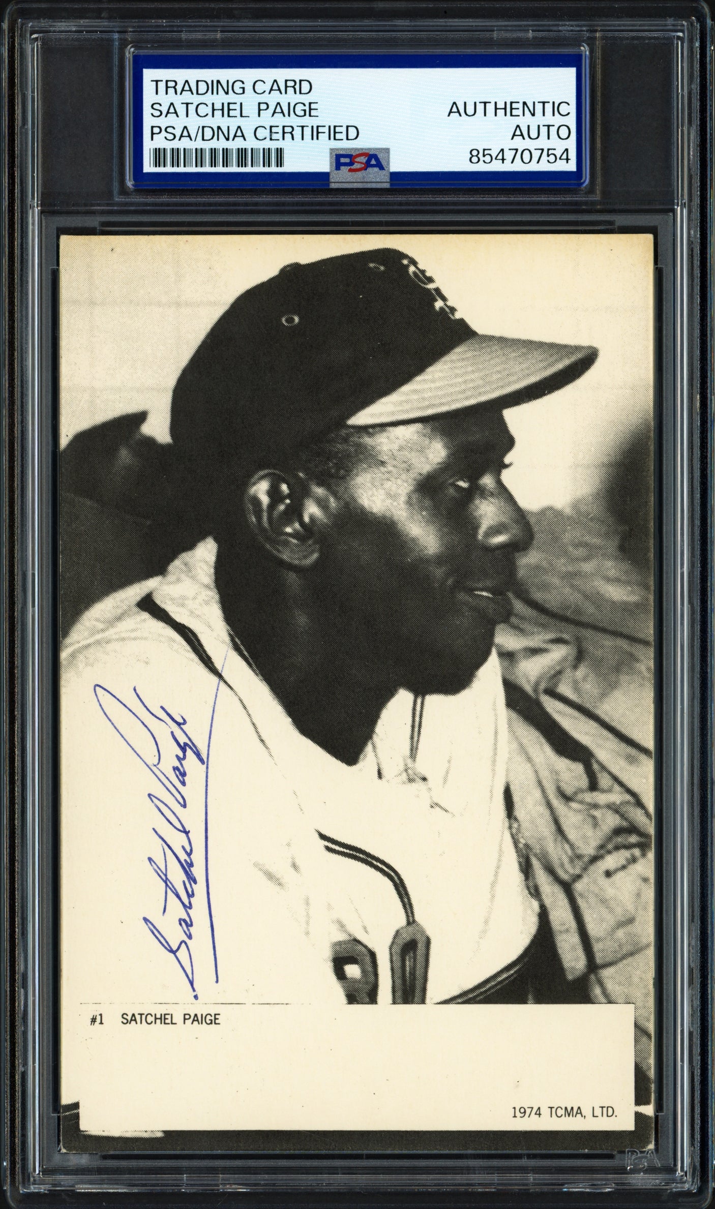 Satchel Paige Autographed 1974 TCMA Card Negro Leagues PSA/DNA #85470754