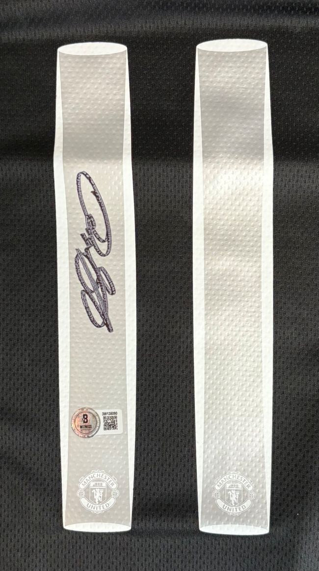 Ryan Giggs Signed Manchester United Nike Black Soccer Jersey BAS