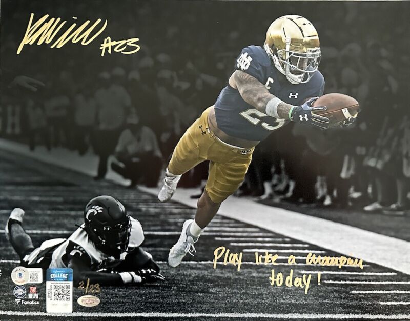 Kyren Williams Autographed/Inscribed "PLAY LIKE A CHAMPION TODAY" Notre Dame Fighting Irish "Diving TD" 11" x 14" Spotlight Photograph LE 14/23 GDL & Beckett Witnessed