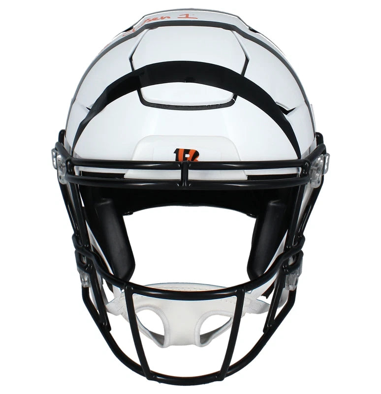 Ja'Marr Chase Autographed/Inscribed "Chosen 1" Cincinnati Bengals White 2022 Alternate Speedflex Authentic Helmet Beckett Witnessed