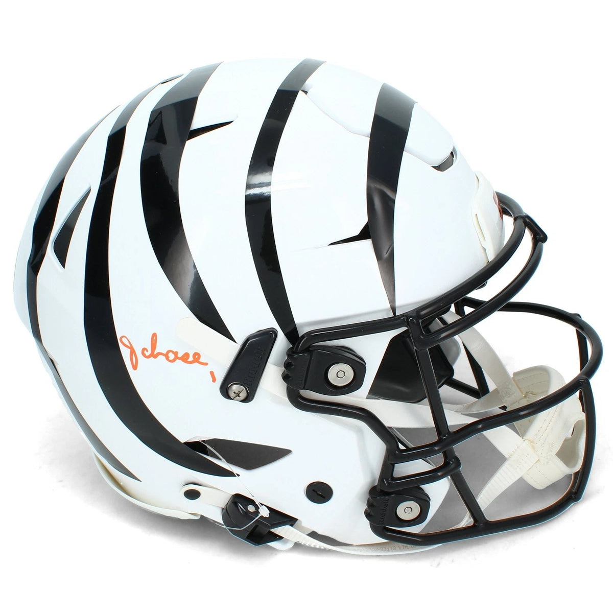 Ja'Marr Chase Autographed Cincinnati Bengals White 2022 Alternate Speedflex Authentic Helmet Beckett Witnessed