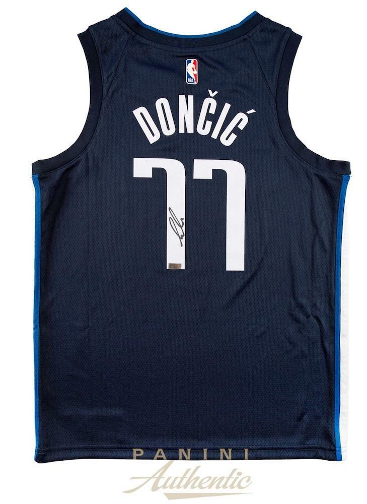 Luka Doncic Autographed Dallas Mavericks Navy Blue Nike Swingman Jersey Panini