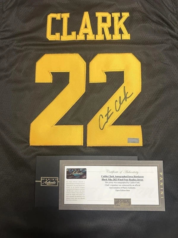 Caitlin Clark Autographed Black Iowa Hawkeyes 2024 Final Four Jersey Panini