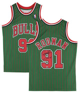 Dennis Rodman Autographed/Inscribed "5x Champ" Chicago Bulls Green Mitchell & Ness 1995-96 Authentic Jersey Fanatics