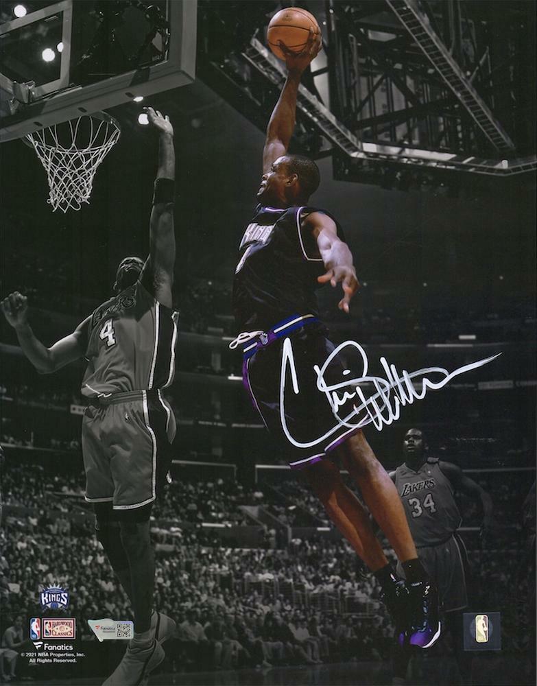 CHRIS WEBBER Autographed Sacramento Kings "Vs. Lakers" 11" x 14" Spotlight Photograph FANATICS