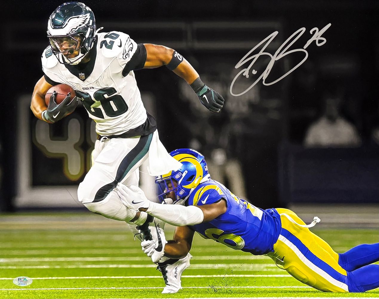 Saquon Barkley Signed 16x20 Philadelphia Eagles vs Rams Photo PSA/DNA ITP
