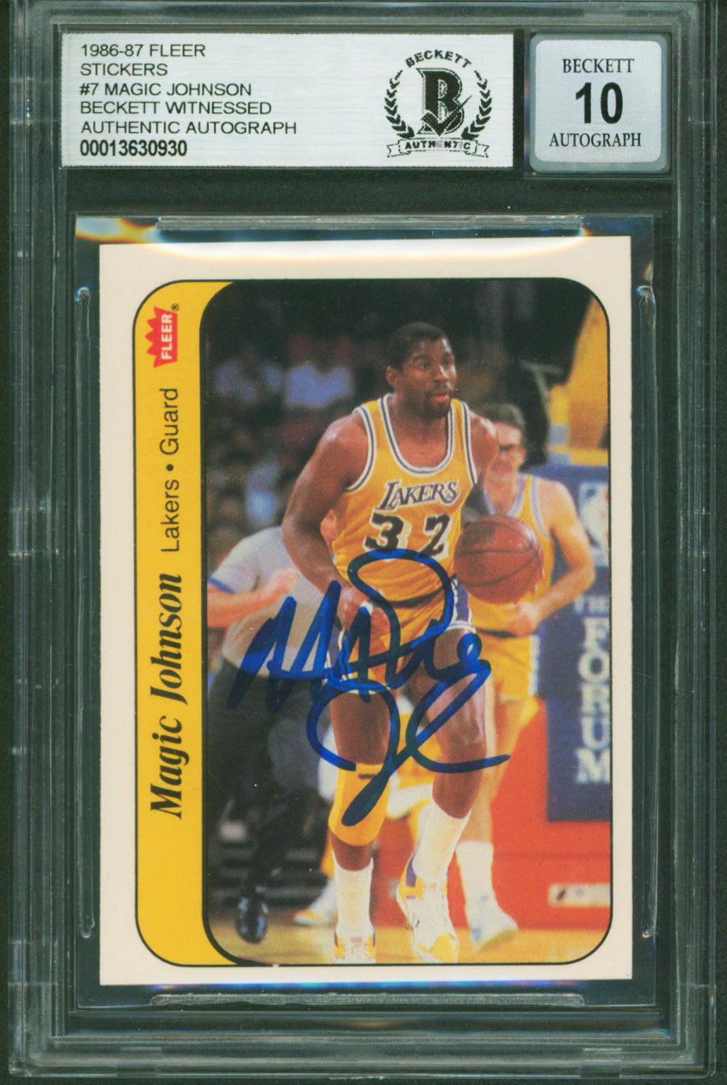 Lakers Magic Johnson Signed 1986 Fleer Stickers #7 Card Auto 10! BAS Slabbed