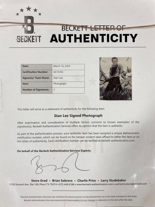 Stan Lee Signed Framed 13x19 Eddie Nunez Photo BAS LOA - Sports Integrity