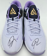 Giannis Antetokounmpo Autographed 2022 Player Exclusive (PE) Promo Black Nike Zoom Freak 4 Royale Shoes Bucks Size 17 Beckett BAS Witness Stock #252724