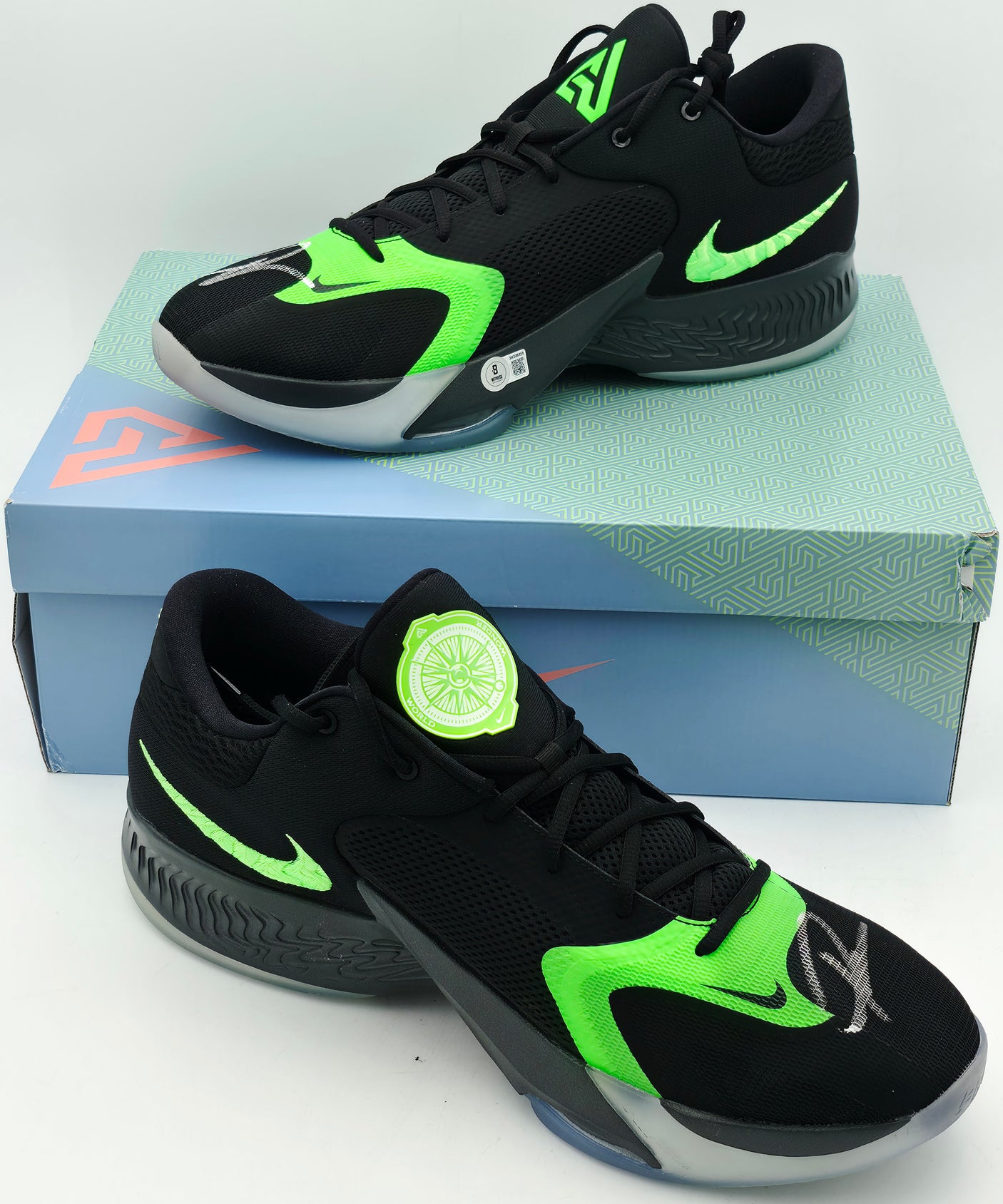 Giannis Antetokounmpo Autographed 2022 Player Exclusive (PE) Promo Black, Multi & Color Nike Zoom Freak 4 Royale Shoes Milwaukee Bucks Size 17 Beckett BAS Witness Stock #252724
