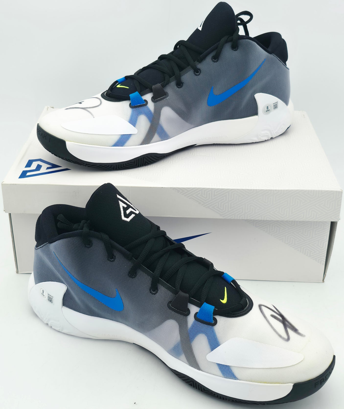 Giannis Antetokounmpo Autographed 2019 Player Exclusive (PE) Promo White, Metallic Silver & Fir Nike Zoom Freak 1 Shoes Milwaukee Bucks Size 17 Beckett BAS Witness Stock #252757