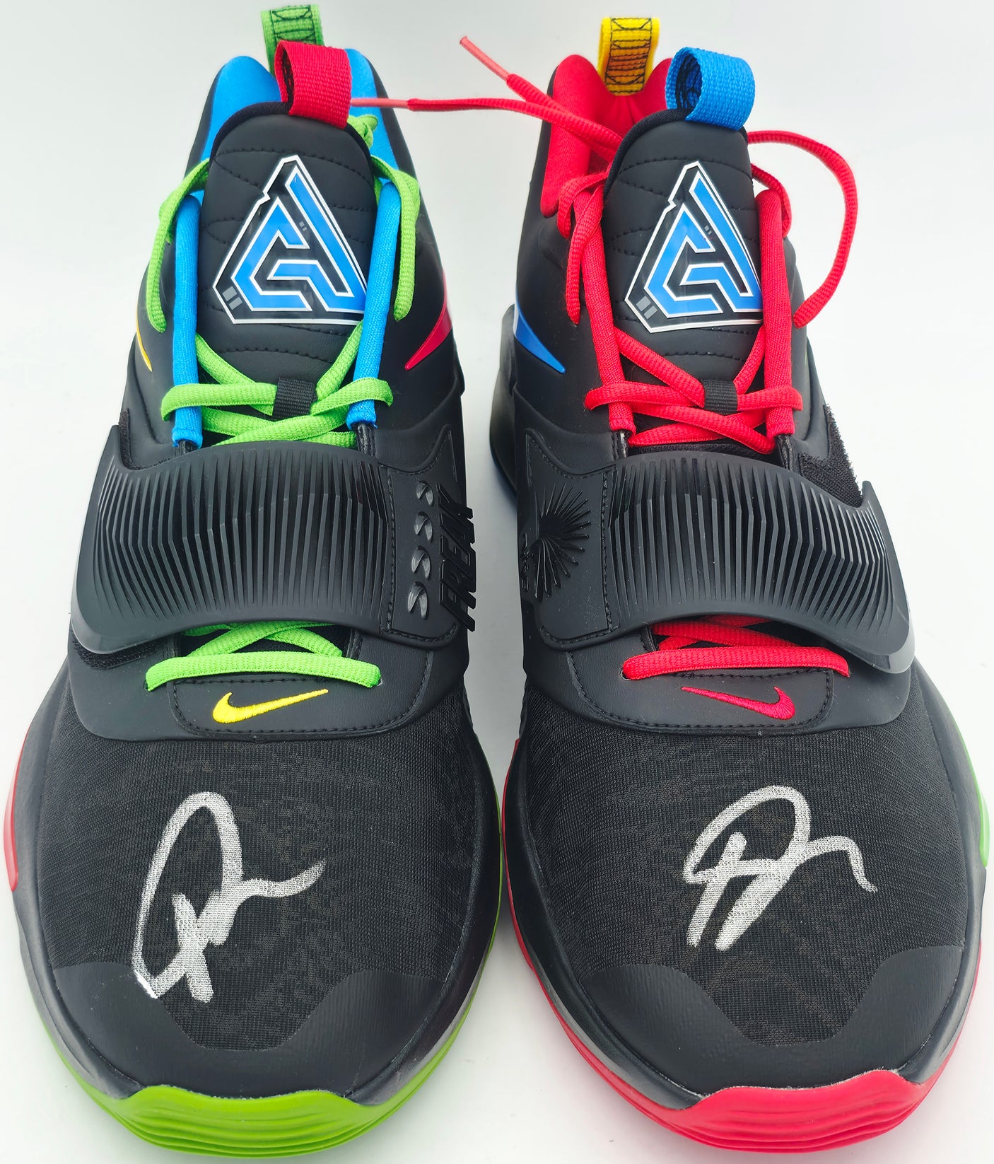 Giannis Antetokounmpo Autographed 2021 Player Exclusive (PE) Promo Black, Grean & Bean White Nike Zoom Freak 3 NRG Shoes Milwaukee Bucks Size 17 Beckett BAS Witness Stock #252761