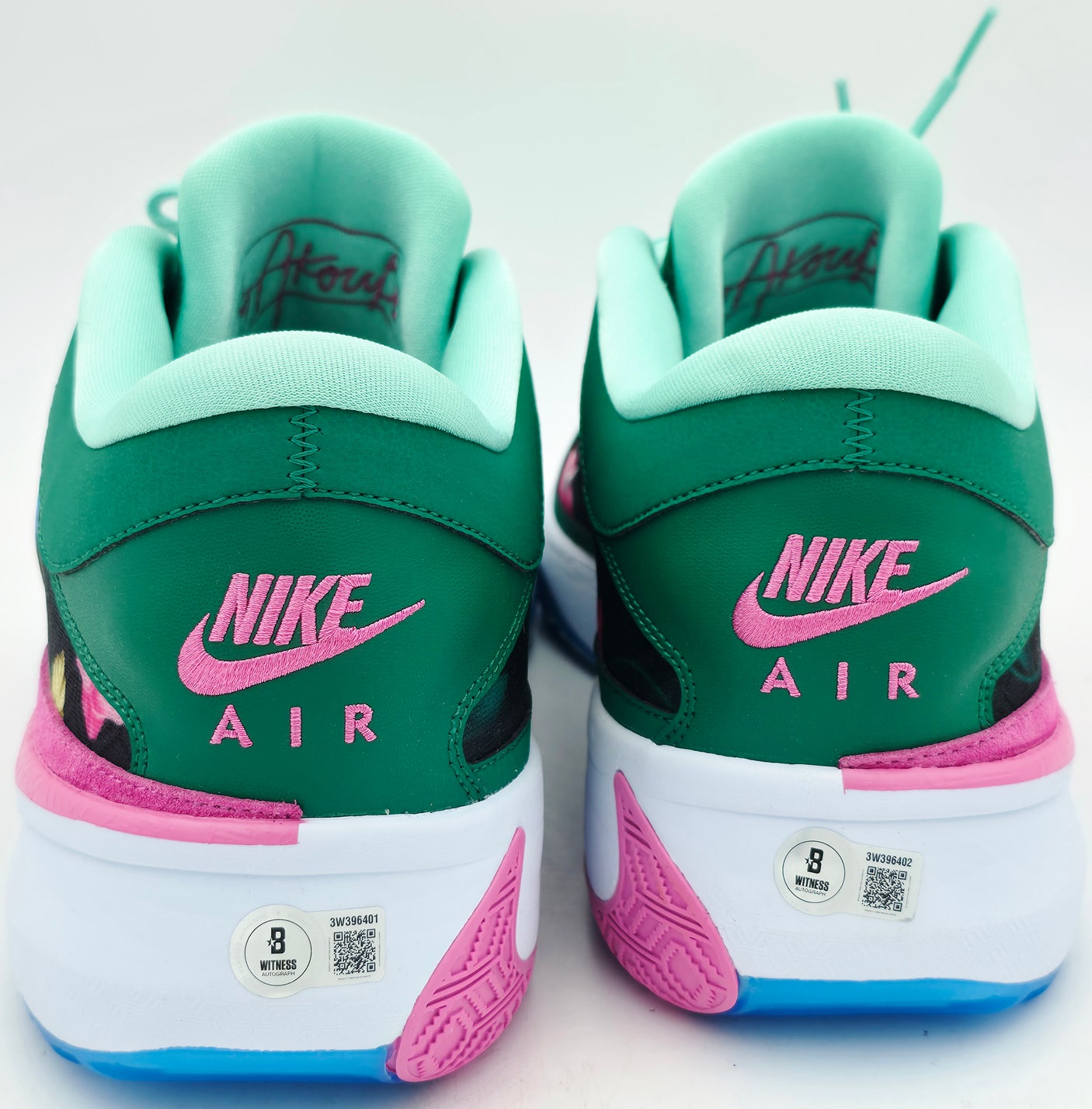 Giannis Antetokounmpo Autographed 2023 Player Exclusive (PE) Promo Light Phantom Blue, Black & Plyfl Nike Zoom Freak 5 Shoes Milwaukee Bucks Size 17 Beckett BAS Witness Stock #252700