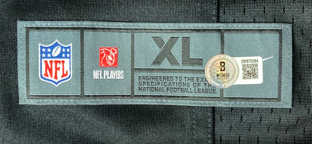 Travis Hunter Signed Jacksonville Jaguars Black Nike Game Replica Jersey BAS