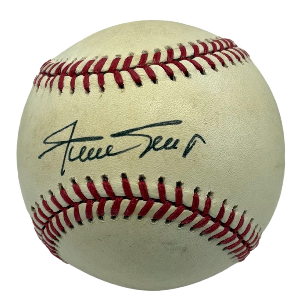 Willie Mays San Francisco Giants Signed Official NL Baseball BAS AE65405