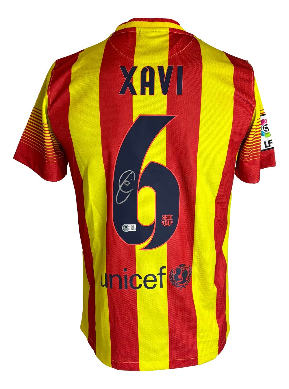 Xavi Signed Barcelona 2013/14 Nike Soccer Jersey BAS
