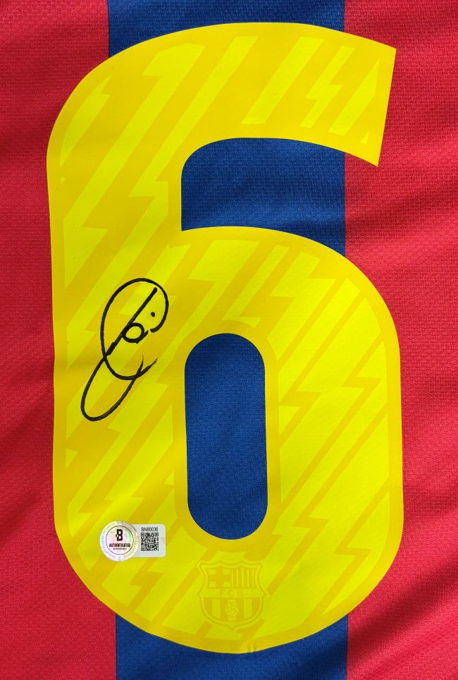 Xavi Signed Barcelona 2010/11 Nike Soccer Jersey BAS